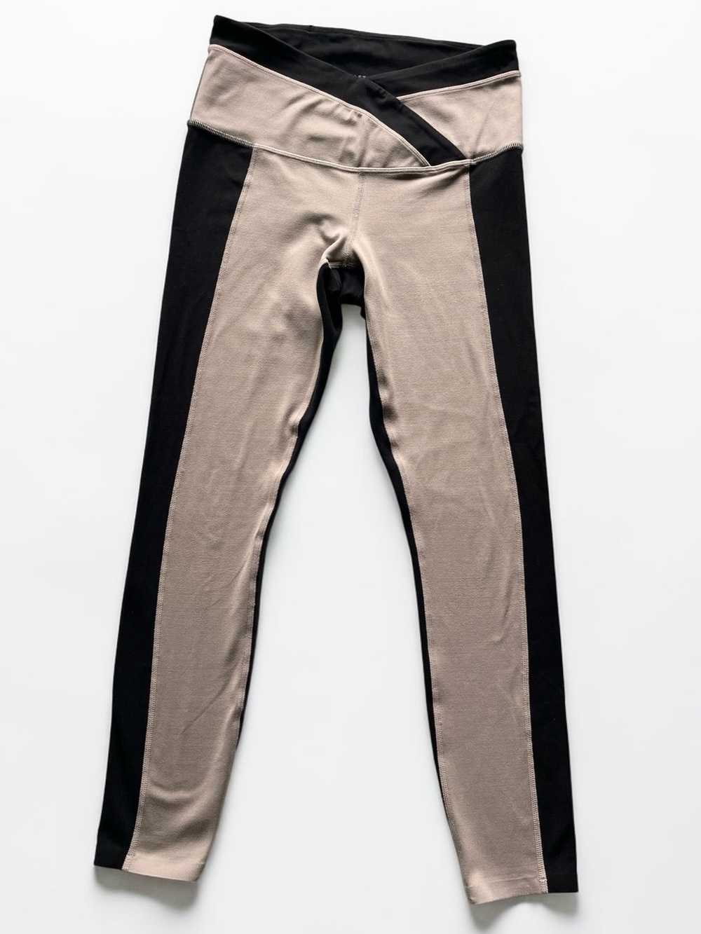 Athleta Chroma Crossover Waist Leggings XSP Tan Black Colorblock